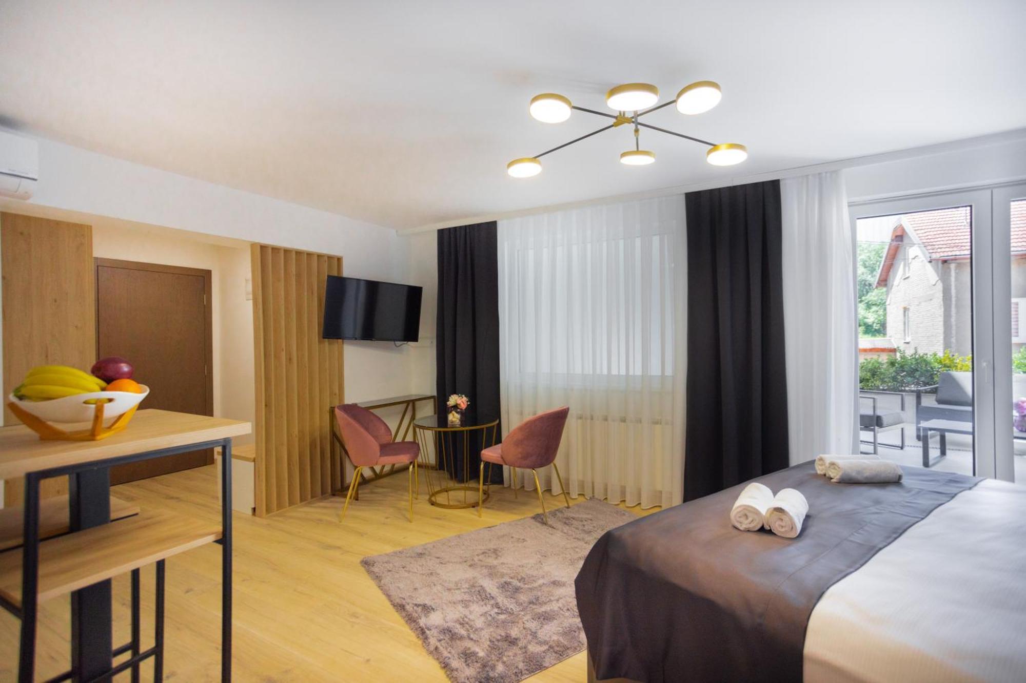 Apartamento Happy House Old Town Luxury SJJ Exterior foto